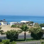 Atlas 4*
